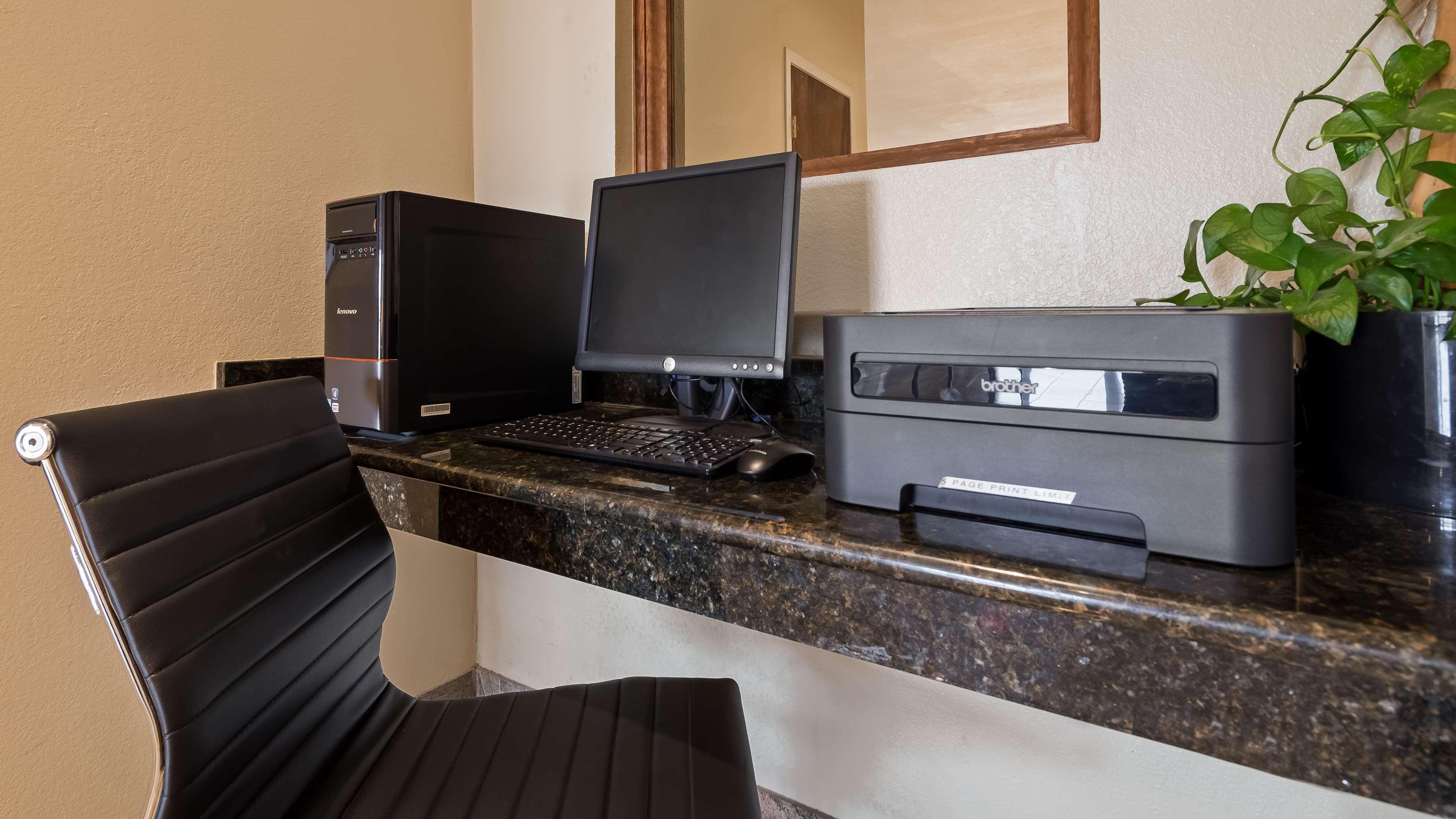 Best Western Regency Inn & Suites Gonzales Dış mekan fotoğraf