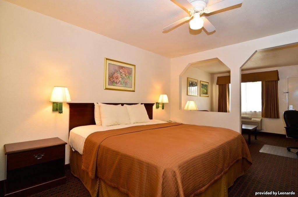 Best Western Regency Inn & Suites Gonzales Oda fotoğraf