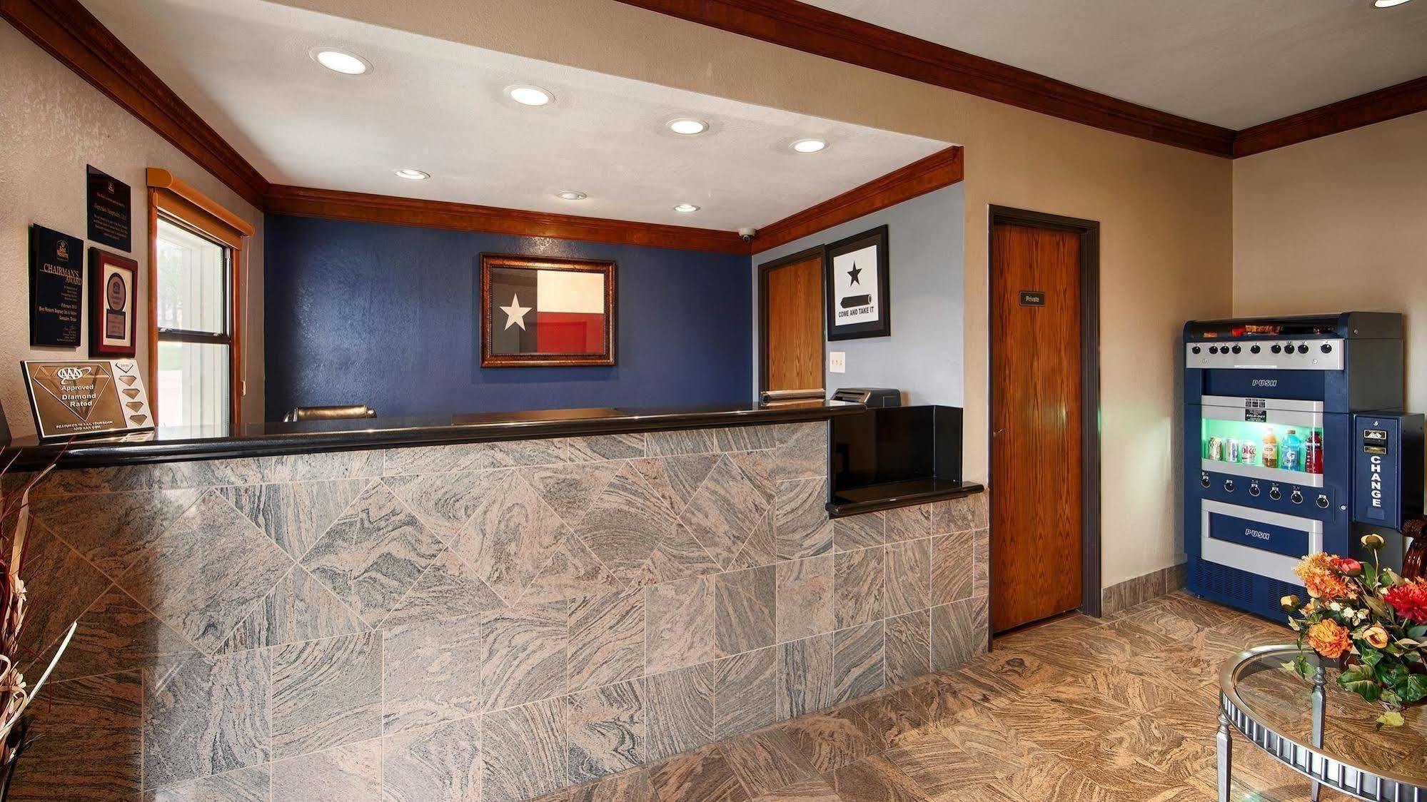Best Western Regency Inn & Suites Gonzales Dış mekan fotoğraf